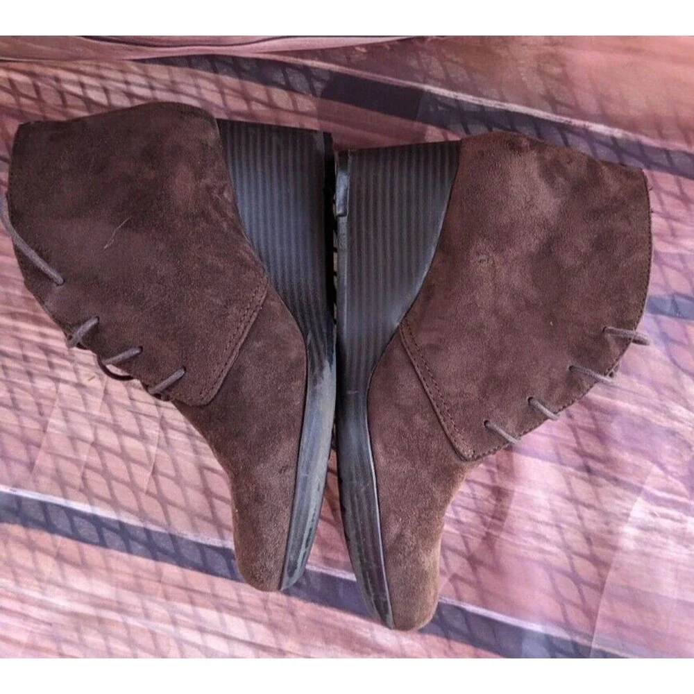Clarks Brown Suede Wedge‎ Ankle Booties Sz 7.5 Boho Festival Hippie Prairie